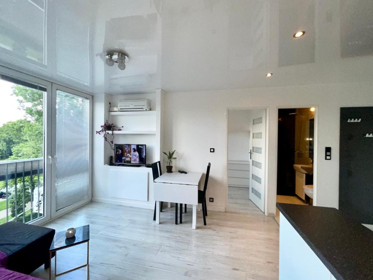 ורשה Sasi - Cozy Apartment For 6 People In Centre מראה חיצוני תמונה