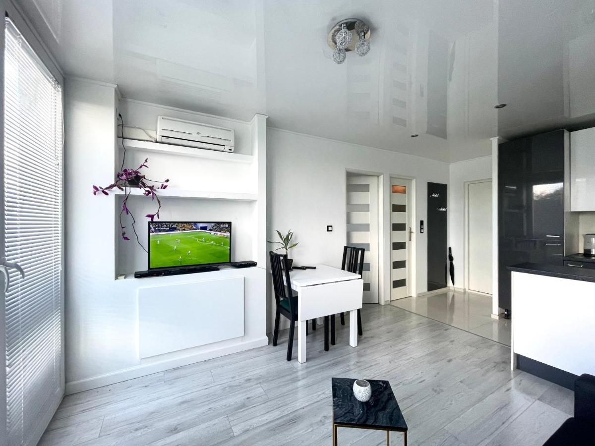 ורשה Sasi - Cozy Apartment For 6 People In Centre מראה חיצוני תמונה