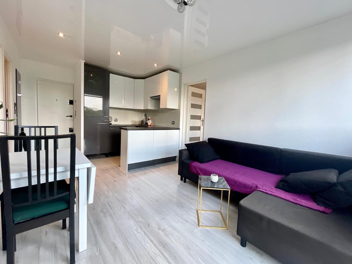 ורשה Sasi - Cozy Apartment For 6 People In Centre מראה חיצוני תמונה